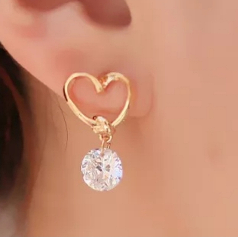 Heart Dangling Crystal Lightweight Dainty Earrings - Picture 2 of 6